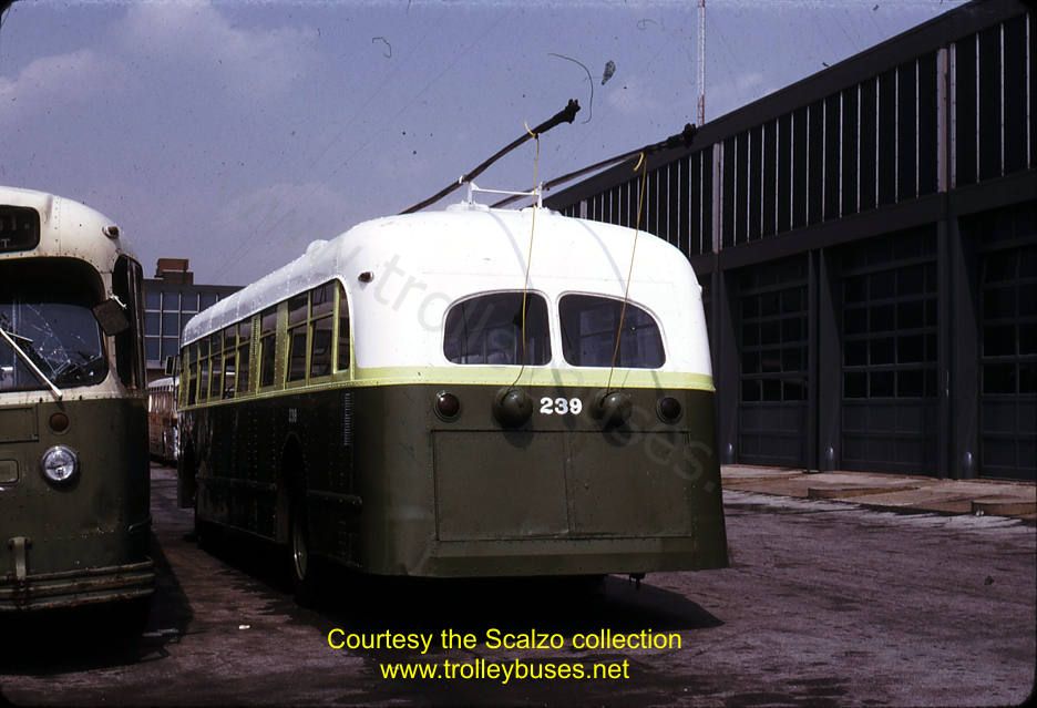 usa_m_phl_brill_239_cortlandshopsupper_19740831_ss.jpg
