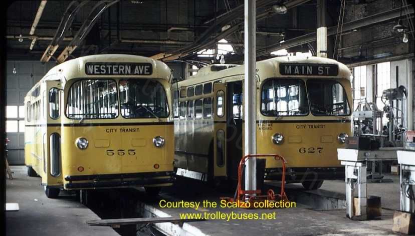 usa_m_day_mh_555_627_westernave_19720708_ss.jpg